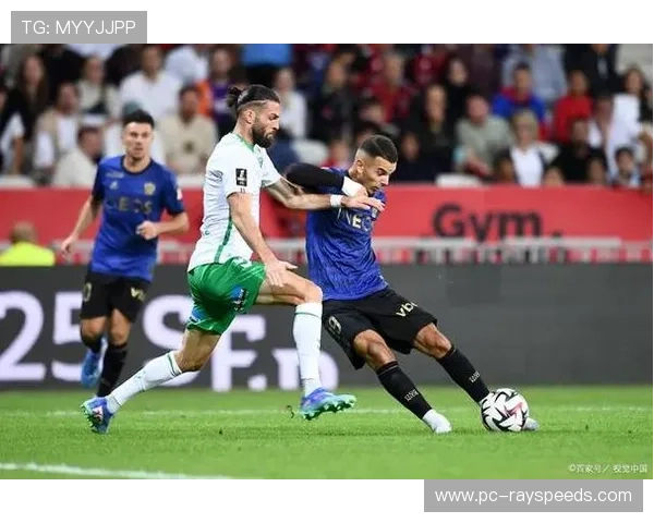 朗斯防守核心，球队失球数联赛最少之一