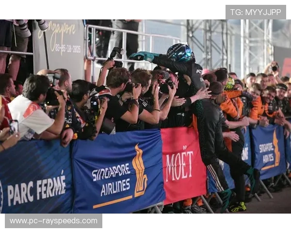 梅奔赛车拉斯维加斯站表现强劲，拉塞尔亚军安东内利季军